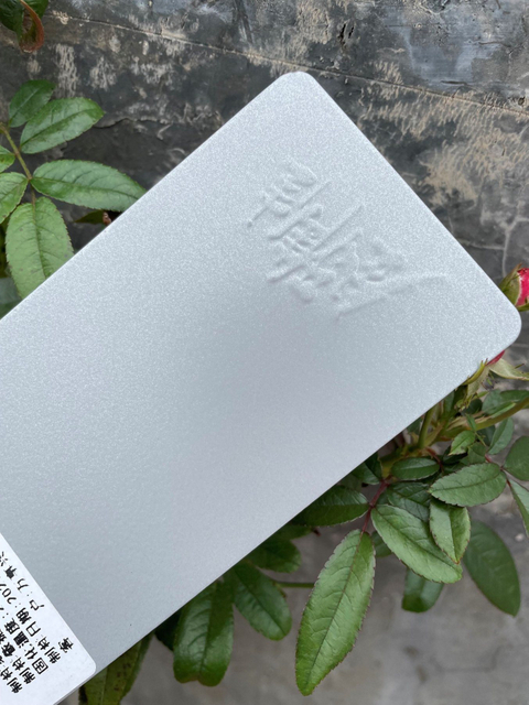 Spray de recubrimiento en polvo de pintura para muebles metálicos resistente a la intemperie anticorrosión en China Recubrimiento en polvo de color metálico anticorrosión para utensilios de cocina
